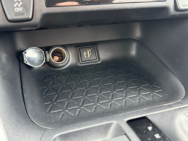 2025 Toyota RAV4 XLE AWD