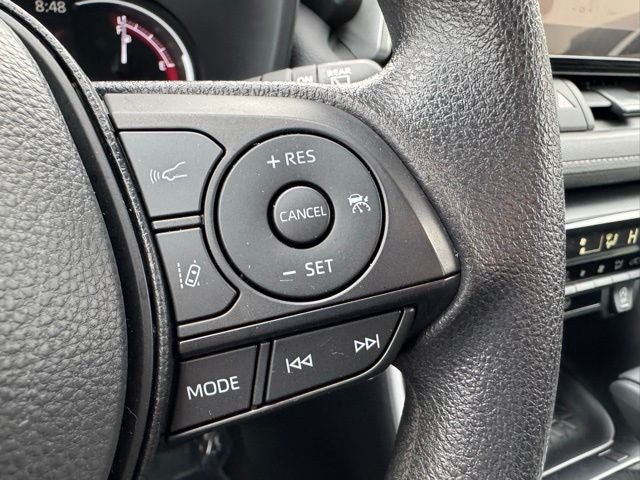 2025 Toyota RAV4 XLE AWD