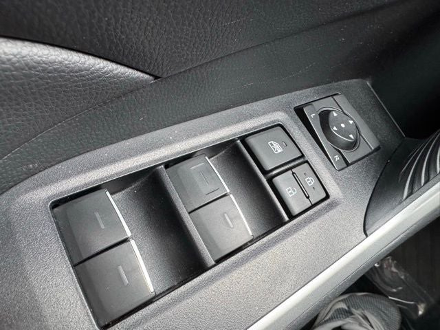 2025 Toyota RAV4 XLE AWD