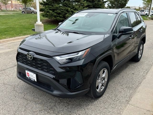 2025 Toyota RAV4 XLE AWD