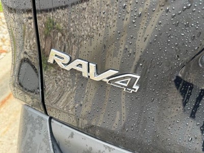 2025 Toyota RAV4 XLE AWD