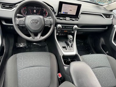 2025 Toyota RAV4 XLE AWD