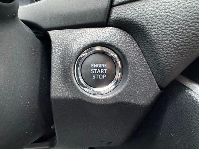 2025 Toyota RAV4 XLE AWD