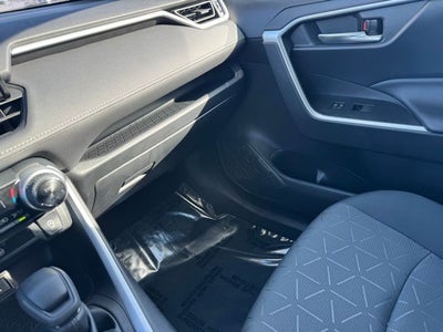 2021 Toyota RAV4 XLE AWD