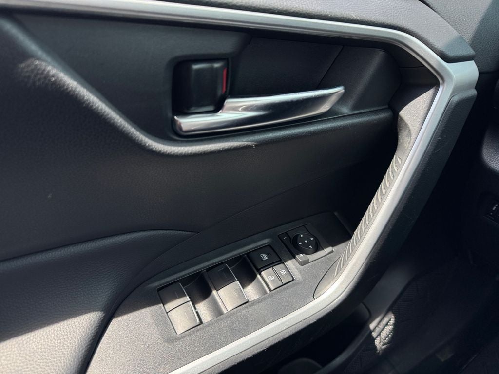 2022 Toyota RAV4 XLE AWD
