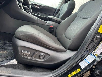 2022 Toyota RAV4 XLE AWD