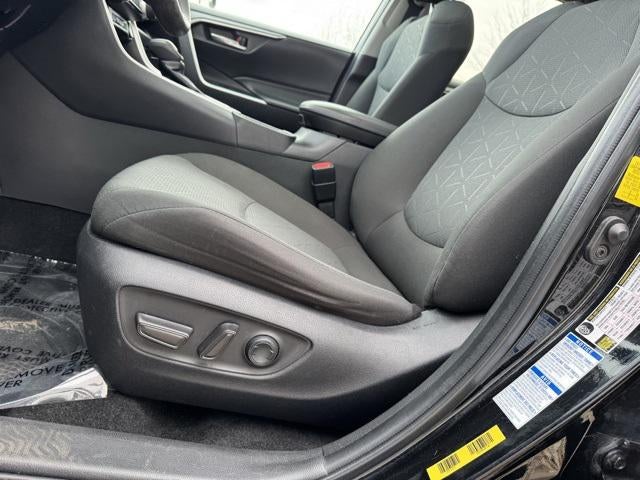 2022 Toyota RAV4 XLE AWD