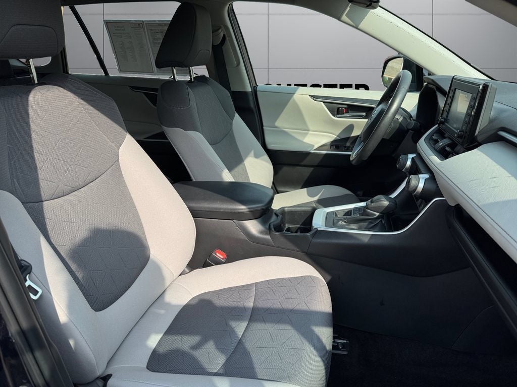 2022 Toyota RAV4 XLE AWD