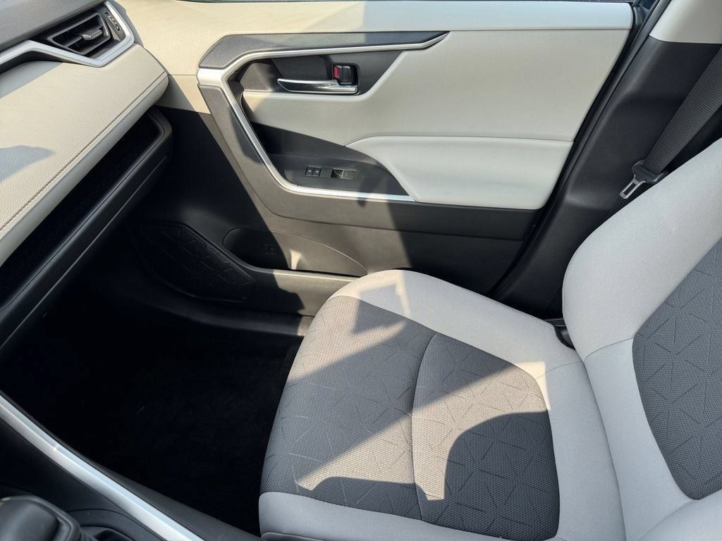2022 Toyota RAV4 XLE AWD