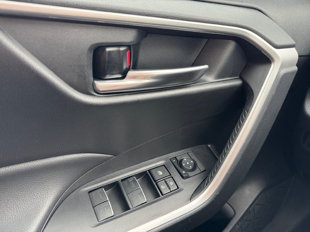 2023 Toyota RAV4 XLE AWD