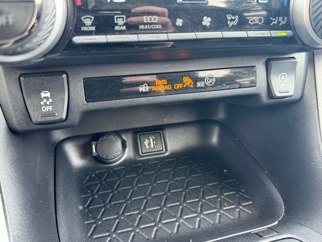 2025 Toyota RAV4 XLE AWD