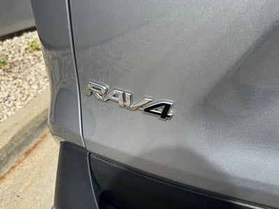 2025 Toyota RAV4 XLE AWD