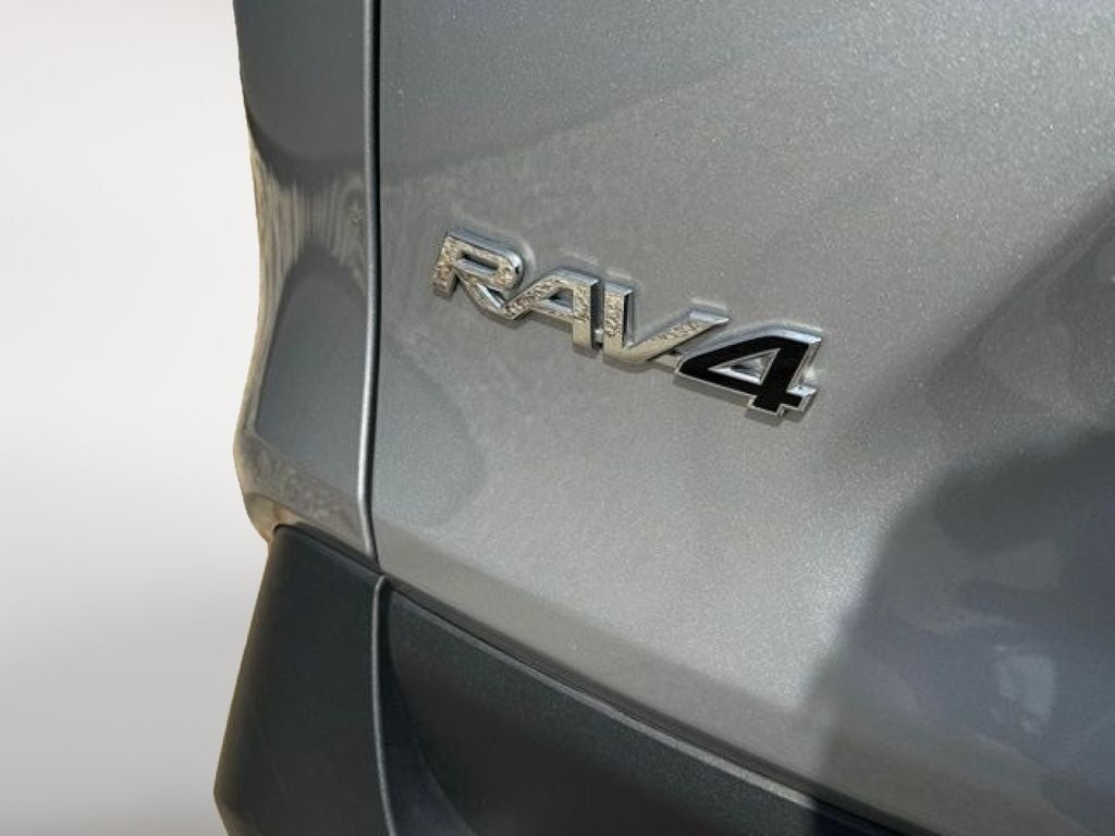 2025 Toyota RAV4 XLE AWD