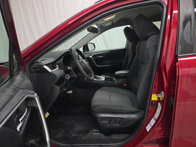 2021 Toyota RAV4 XLE AWD