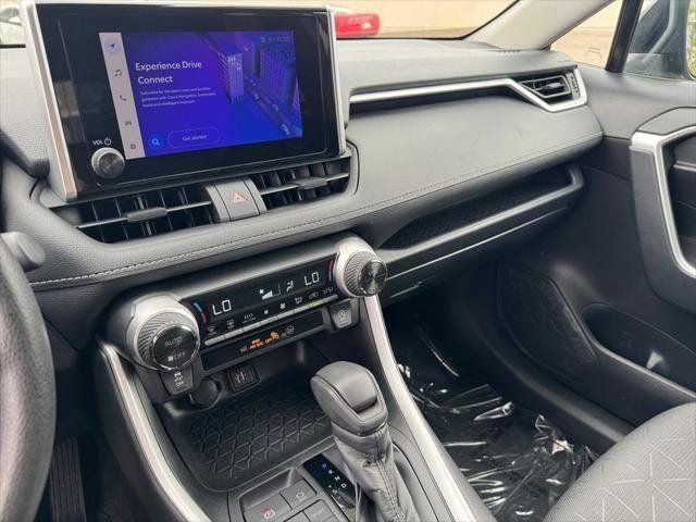 2024 Toyota RAV4 XLE AWD
