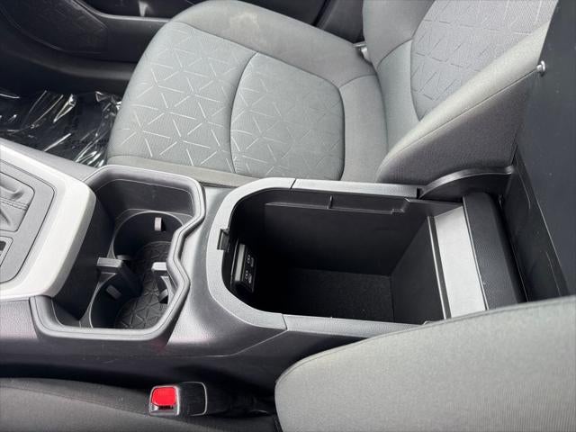 2024 Toyota RAV4 XLE AWD