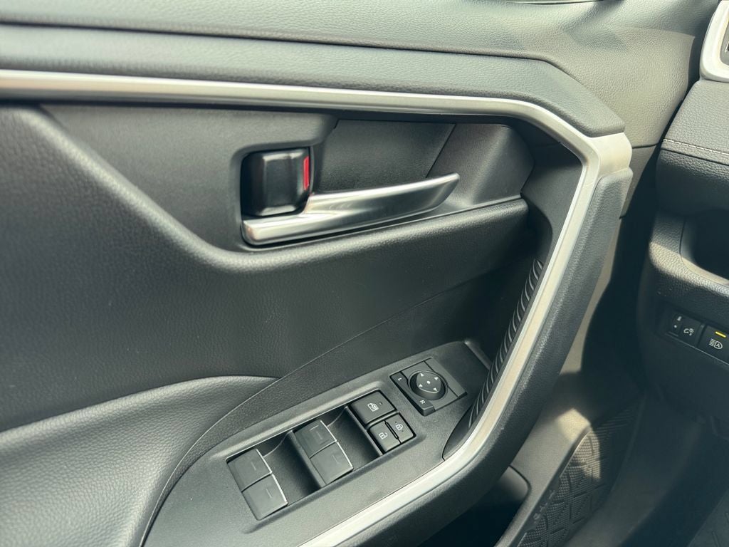 2024 Toyota RAV4 XLE AWD