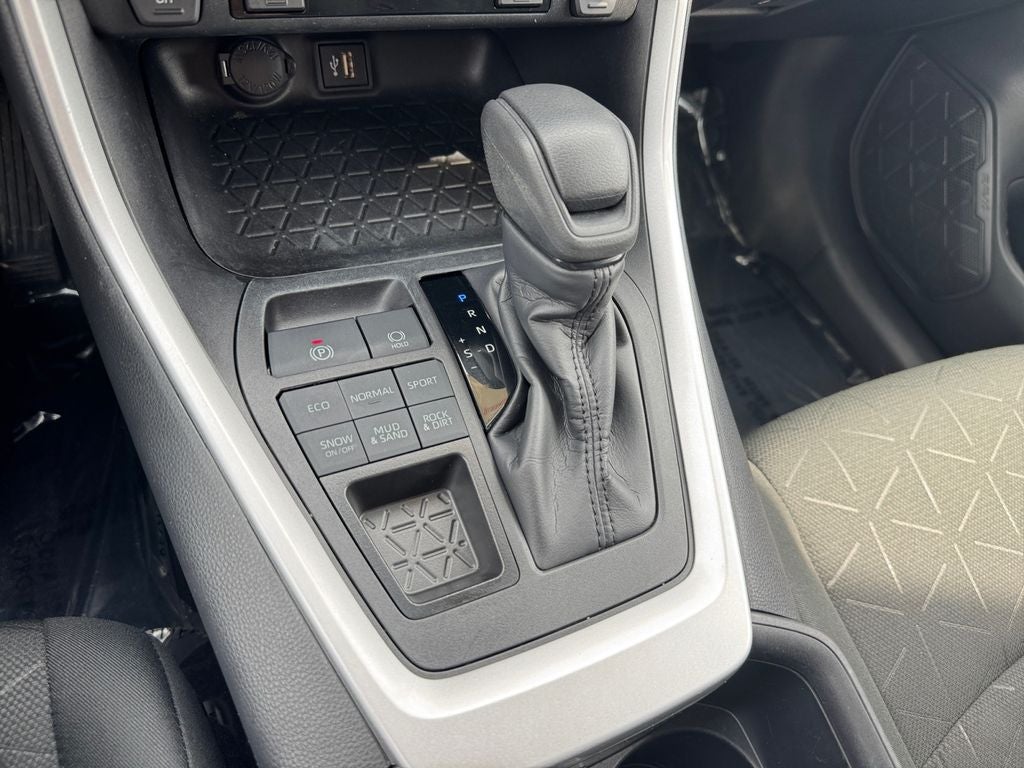 2024 Toyota RAV4 XLE AWD