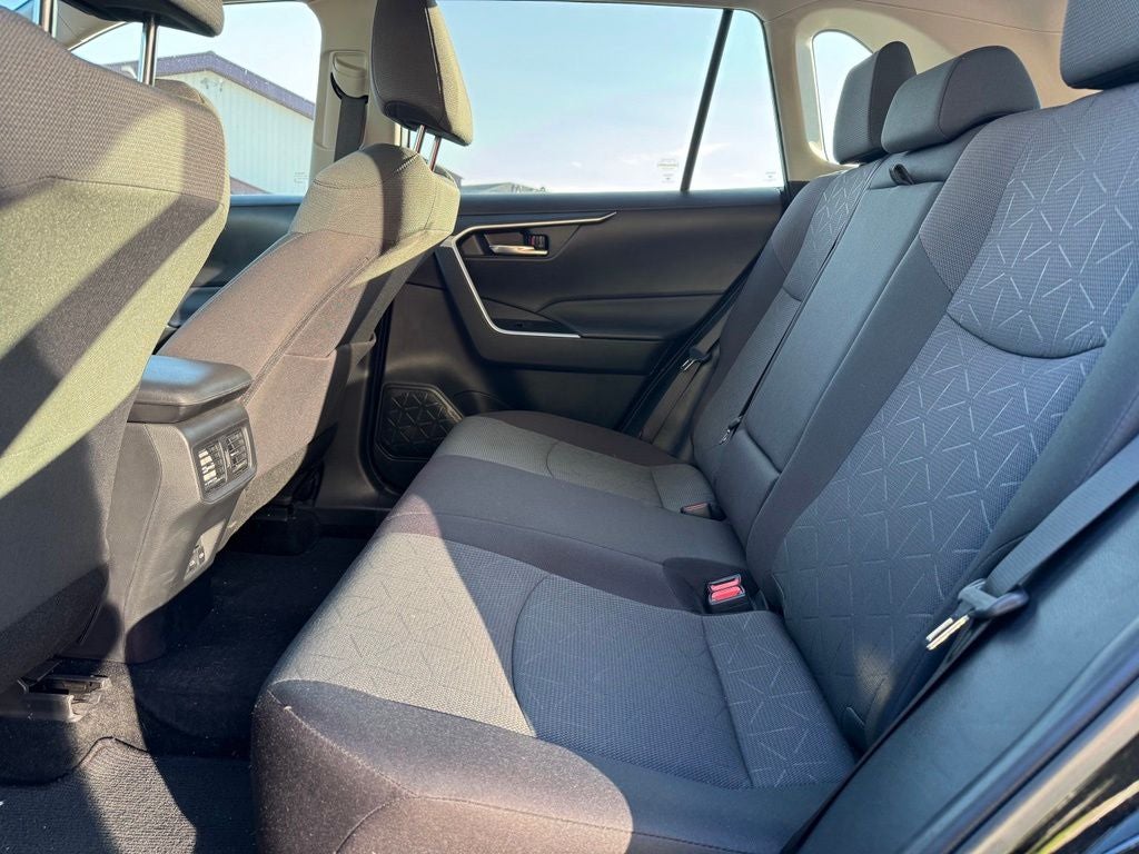 2024 Toyota RAV4 XLE AWD