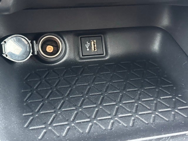 2025 Toyota RAV4 XLE AWD