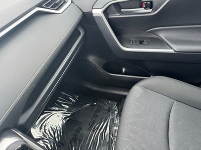 2025 Toyota RAV4 XLE AWD