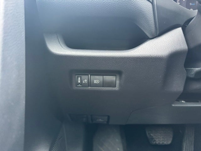 2025 Toyota RAV4 XLE AWD