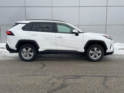 2025 Toyota RAV4 XLE AWD