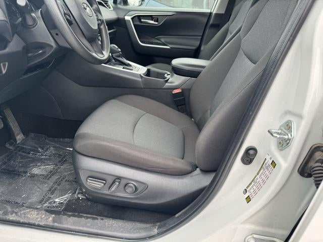 2025 Toyota RAV4 XLE AWD