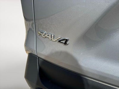 2025 Toyota RAV4 XLE AWD