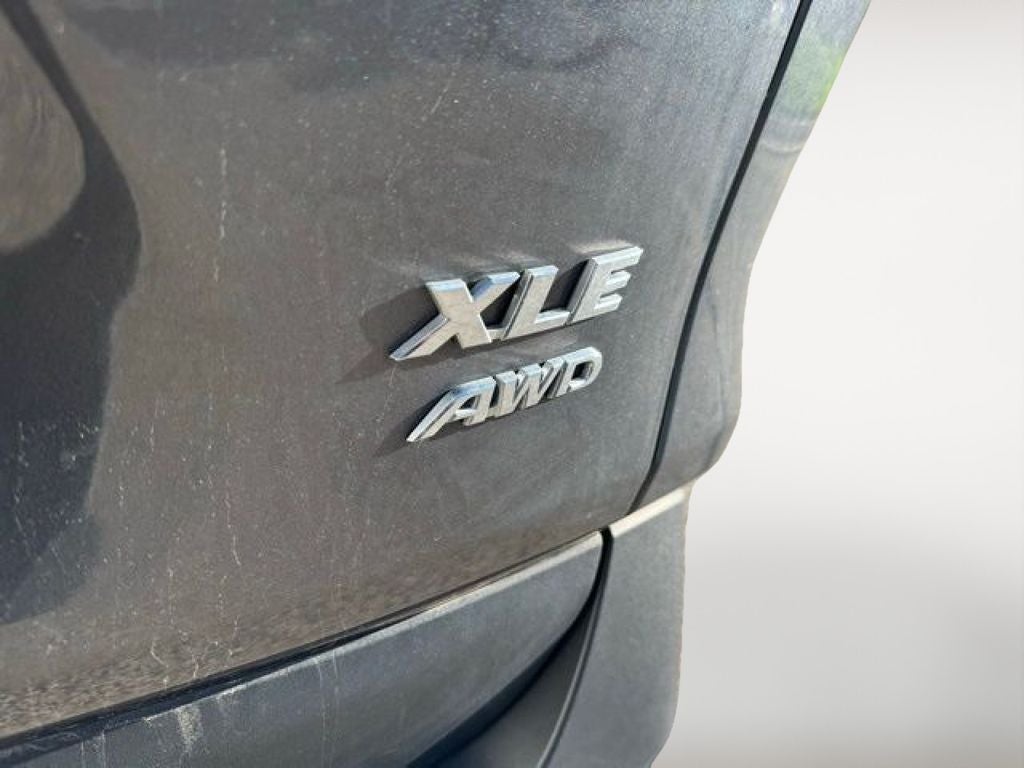 2022 Toyota RAV4 XLE AWD