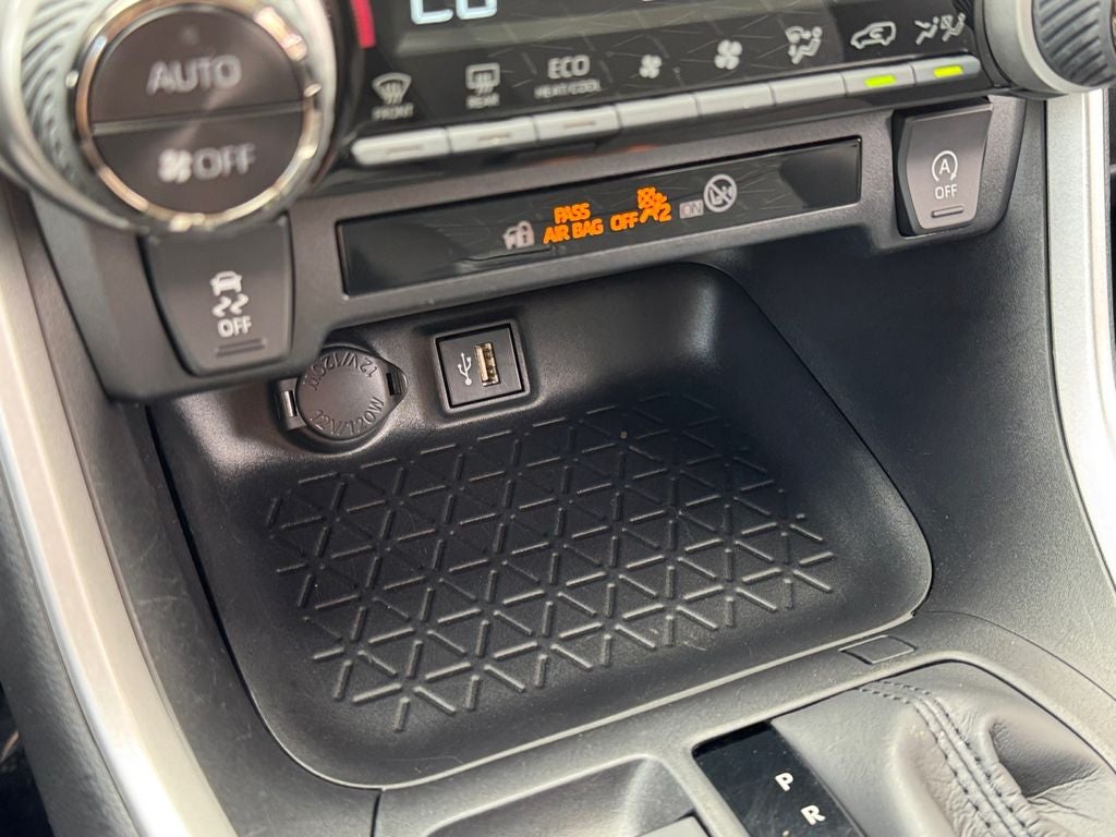 2024 Toyota RAV4 XLE AWD