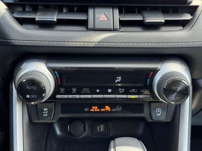 2025 Toyota RAV4 XLE AWD