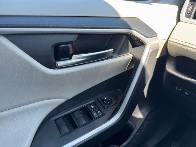 2020 Toyota RAV4 Hybrid XLE AWD