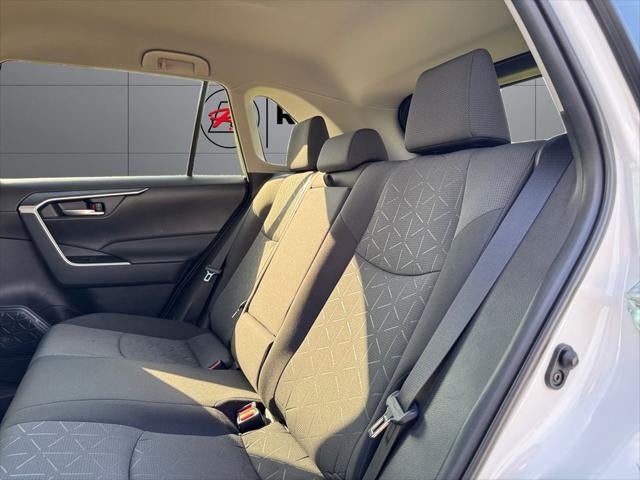 2021 Toyota RAV4 Hybrid XLE AWD