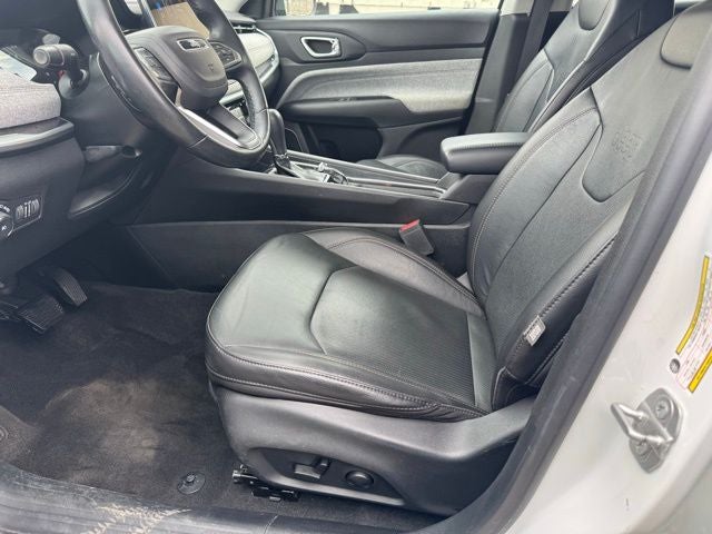 2022 Jeep Compass Latitude Lux 4WD