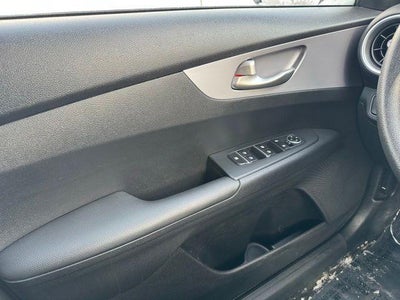 2024 Kia Forte LXS FWD