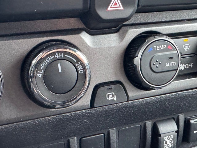 2023 Toyota Tacoma TRD Sport V6