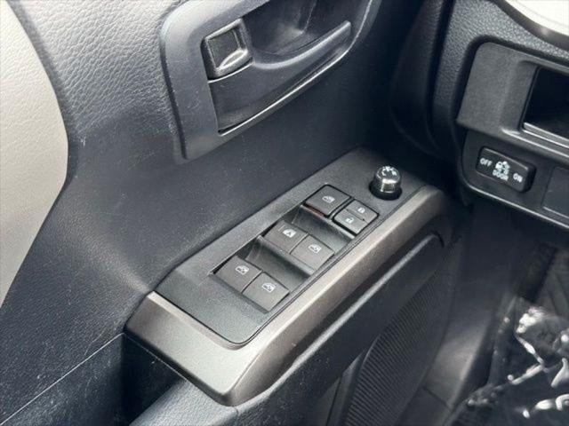 2018 Toyota Tacoma SR5 V6