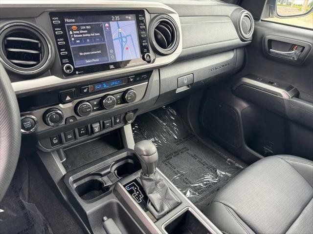 2022 Toyota Tacoma Limited V6