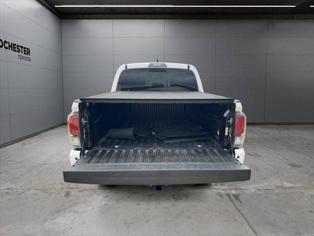 2022 Toyota Tacoma Limited V6