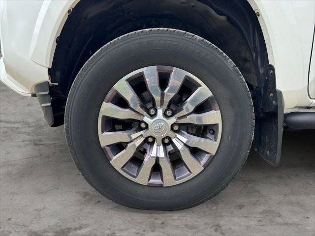 2022 Toyota Tacoma Limited V6