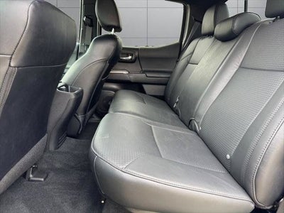2022 Toyota Tacoma Limited V6