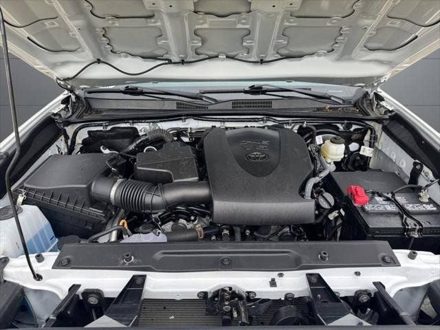 2022 Toyota Tacoma Limited V6