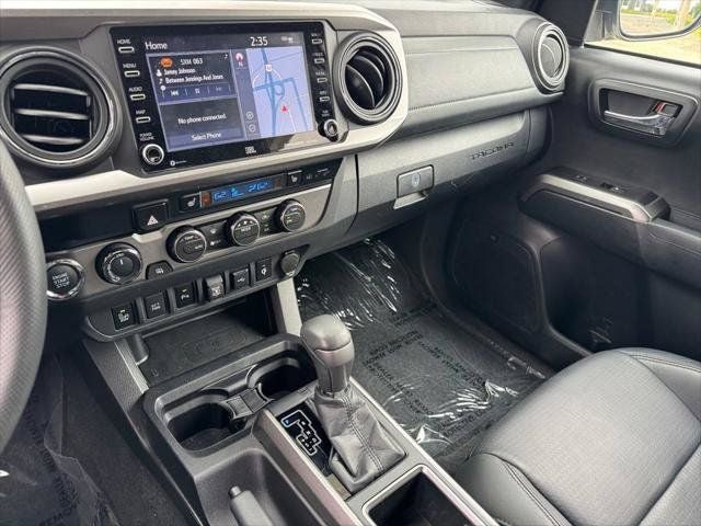2022 Toyota Tacoma Limited V6