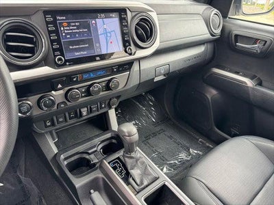 2022 Toyota Tacoma Limited V6