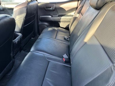 2022 Toyota Tacoma Limited V6