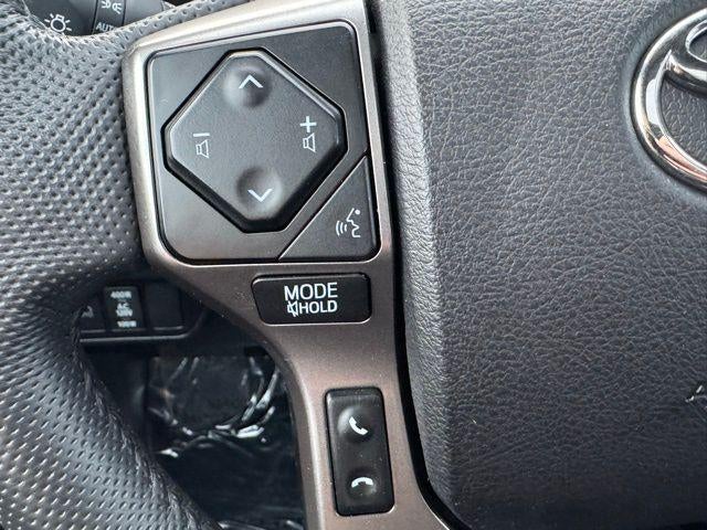 2022 Toyota Tacoma Limited V6