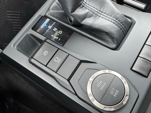 2024 Toyota Tacoma SR5 RWD