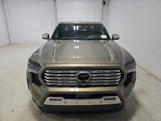 2024 Toyota Tacoma Limited 4WD