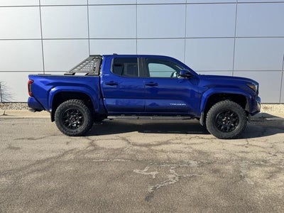 2025 Toyota Tacoma SR5 4WD